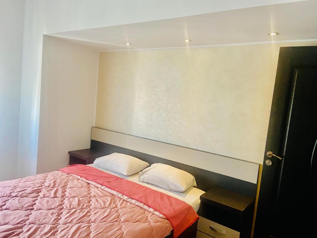Iulius Mall Comfort Яссы Экстерьер фото