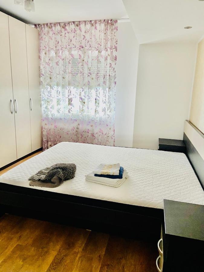 Iulius Mall Comfort Яссы Экстерьер фото